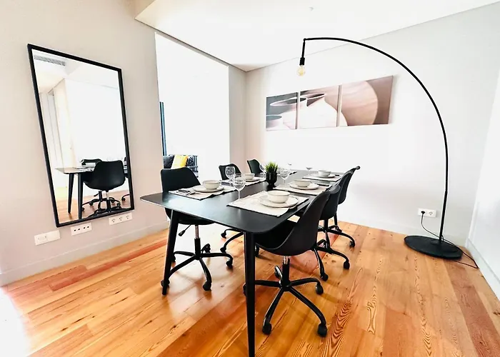 The Eca De Queiroz House - No Cv E - Flat B - Three-bedroom 公寓 Lisboa