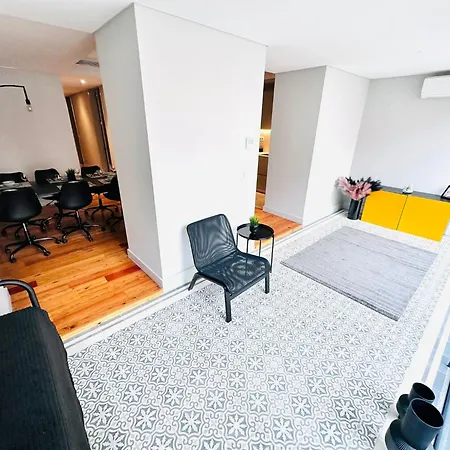 The Eca De Queiroz House - No Cv E - Three-bedroom Lisbon