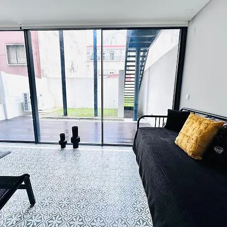 The Eca De Queiroz House - No Cv E - Flat B - Three-bedroom